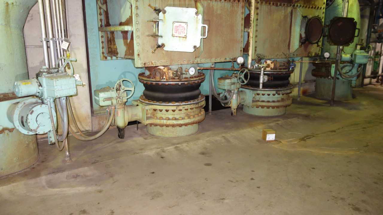 LOT OF 4 LIMITORQUE H-3BC VALVE OPERATORS 230/460V - VALVES