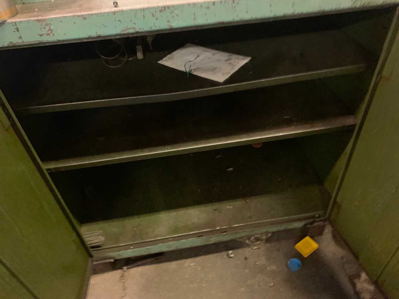 Metal cabinet - TOOL STORAGE