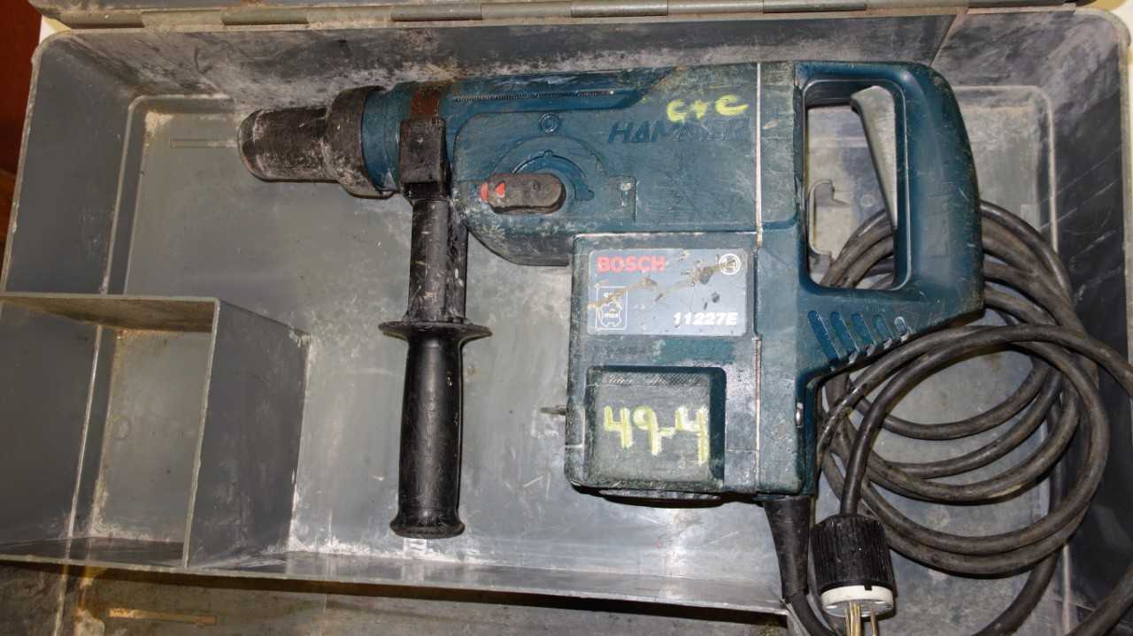 BOSCH 11227E 1/2IN SDS-MAX ROTARY HAMMER DRILL - ELECTRIC POWER TOOLS