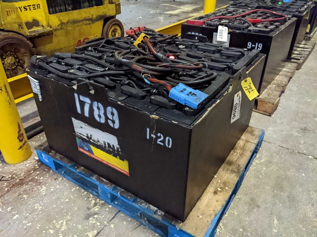 V-LINE 48V FORKLIFT BATTERY - FORKLIFTS