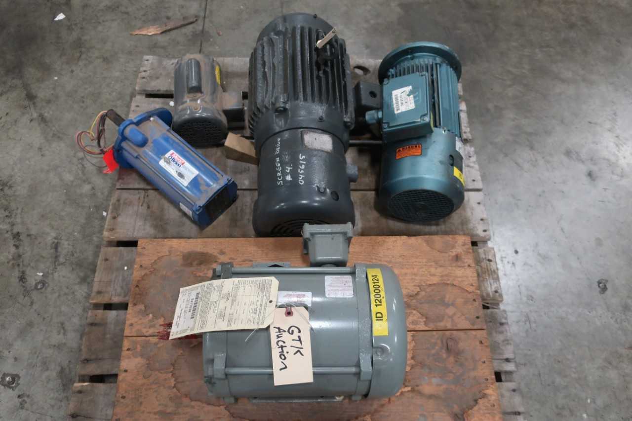 1 PALLET OF ASSORTED AC MOTORS .5HP-7.5HP SEW-EURODRIVE WESTINGHOUSE BALDOR MEAD - ELECTRIC MOTORS