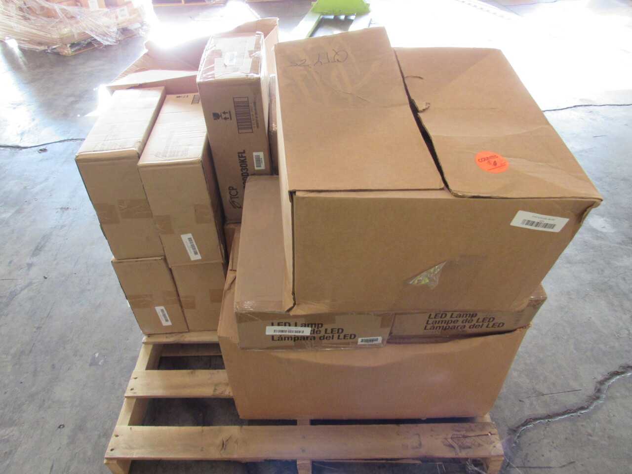 Pallet of 196x Assorted Lights, LEDs & Electric Fans - LIGHTING