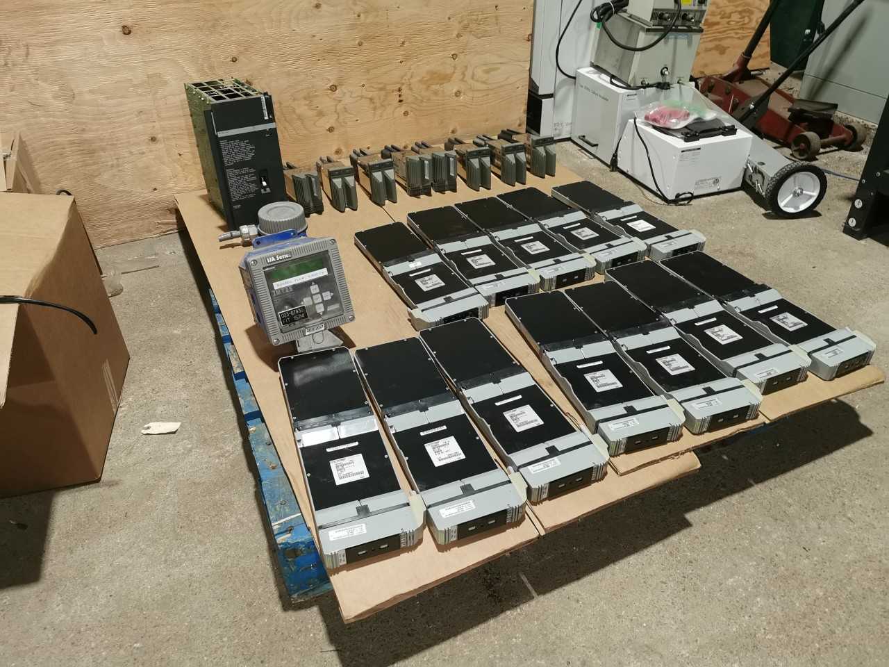 Lot of Foxboro PLC Components - INDUSTRIAL PARTS