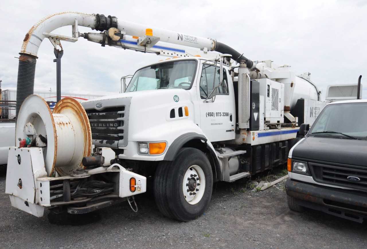 STERLING (2007) L7500 6X4 VAC CON TANDEM AXLE VACUUM TRUCK - HYDRO EXCAVATOR TRUCKS