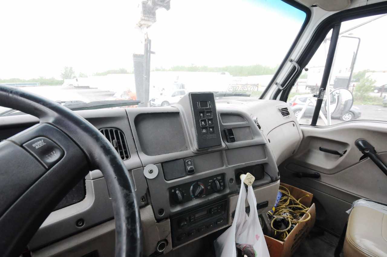 STERLING (2008) L8500 6X4 VAC CON TANDEM AXLE VACUUM TRUCK - HYDRO EXCAVATOR TRUCKS