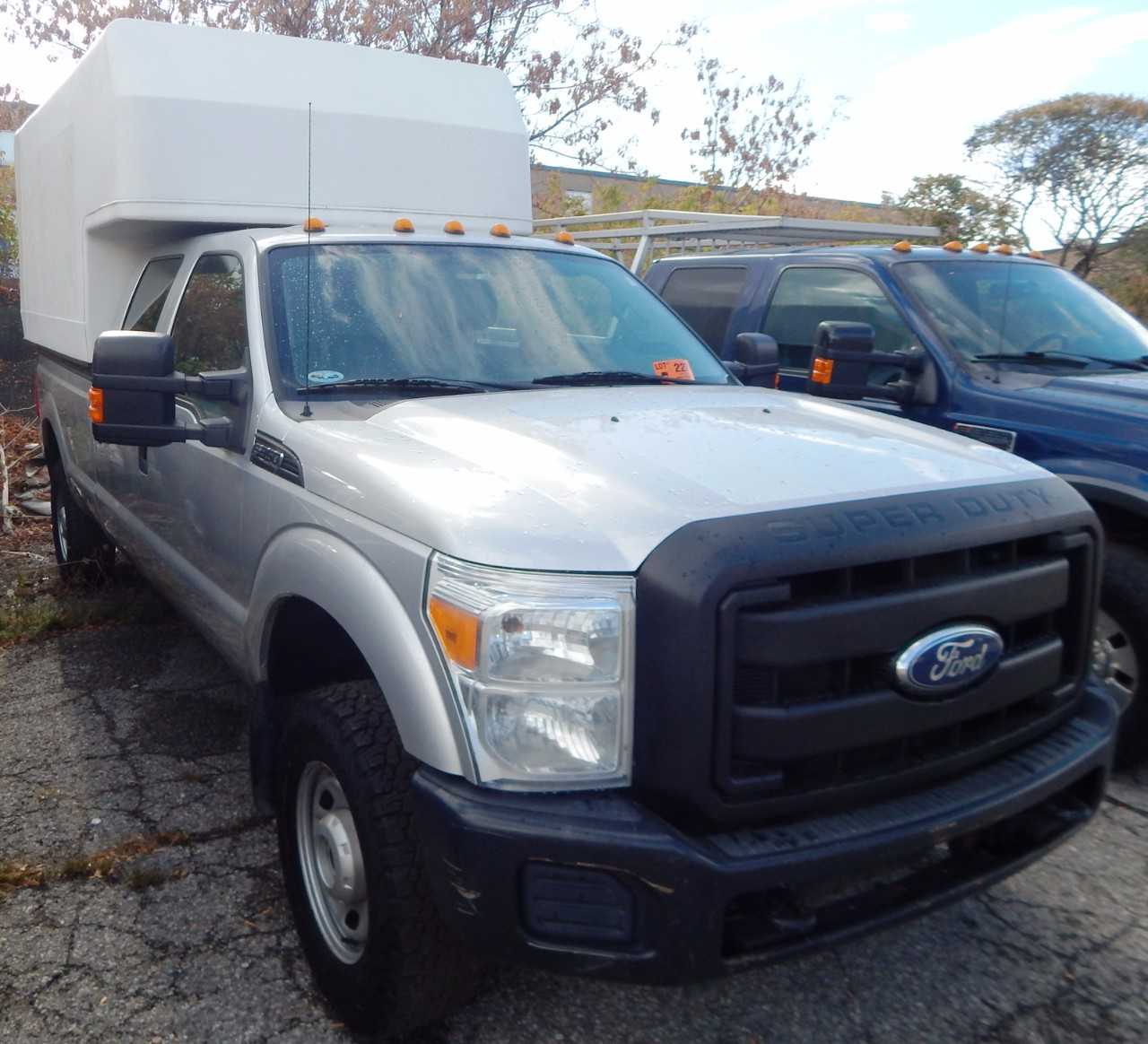 FORD (2011) F350 XL/FX4 CREW CAB PICKUP TRUCK - HYDRO EXCAVATOR TRUCKS