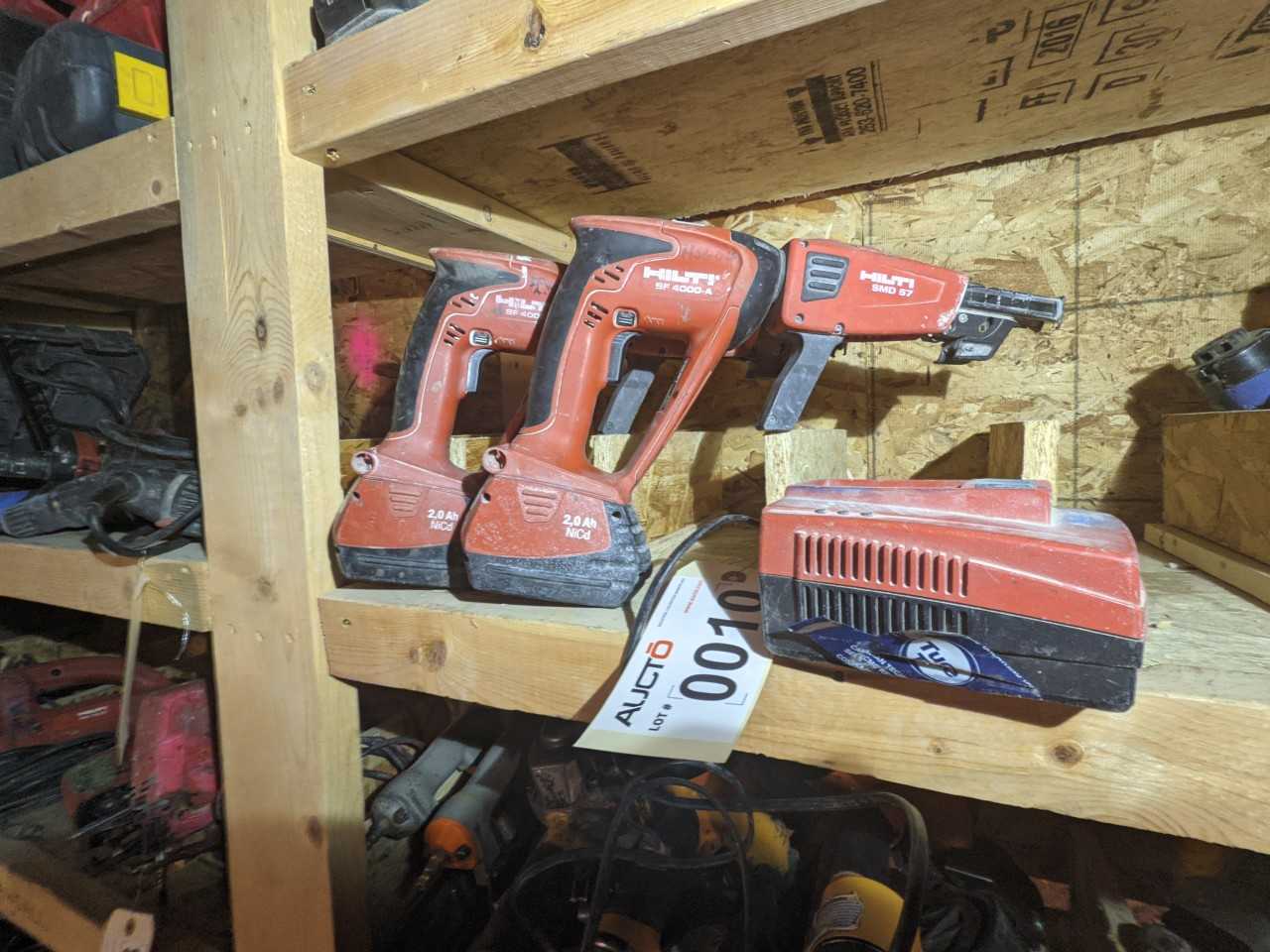Lot of 2 Cordless Screwdriver with Screw magazine SMD 57 - ELECTRIC POWER TOOLS