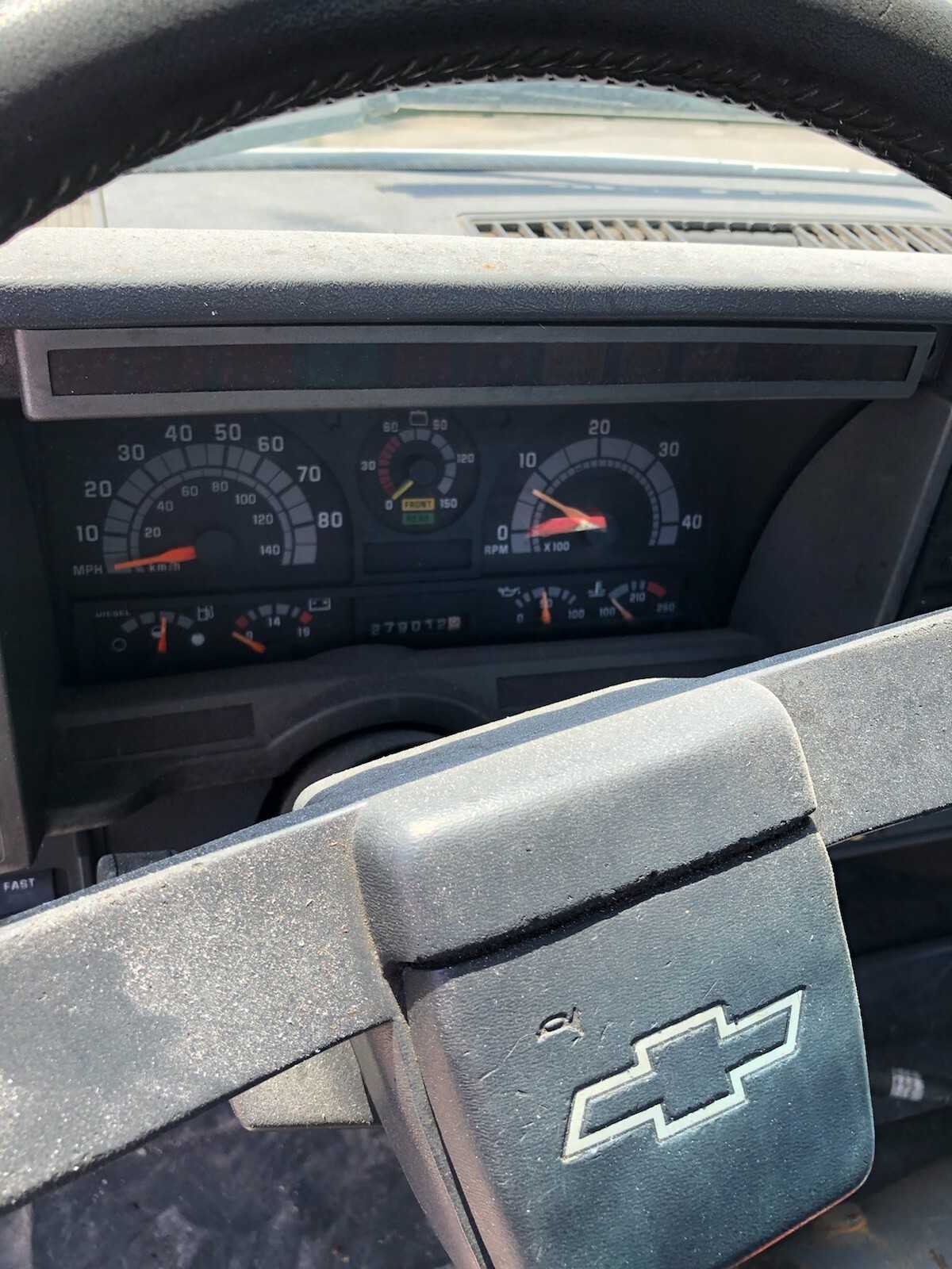 2001 Chevy C7500 - HYDRO EXCAVATOR TRUCKS