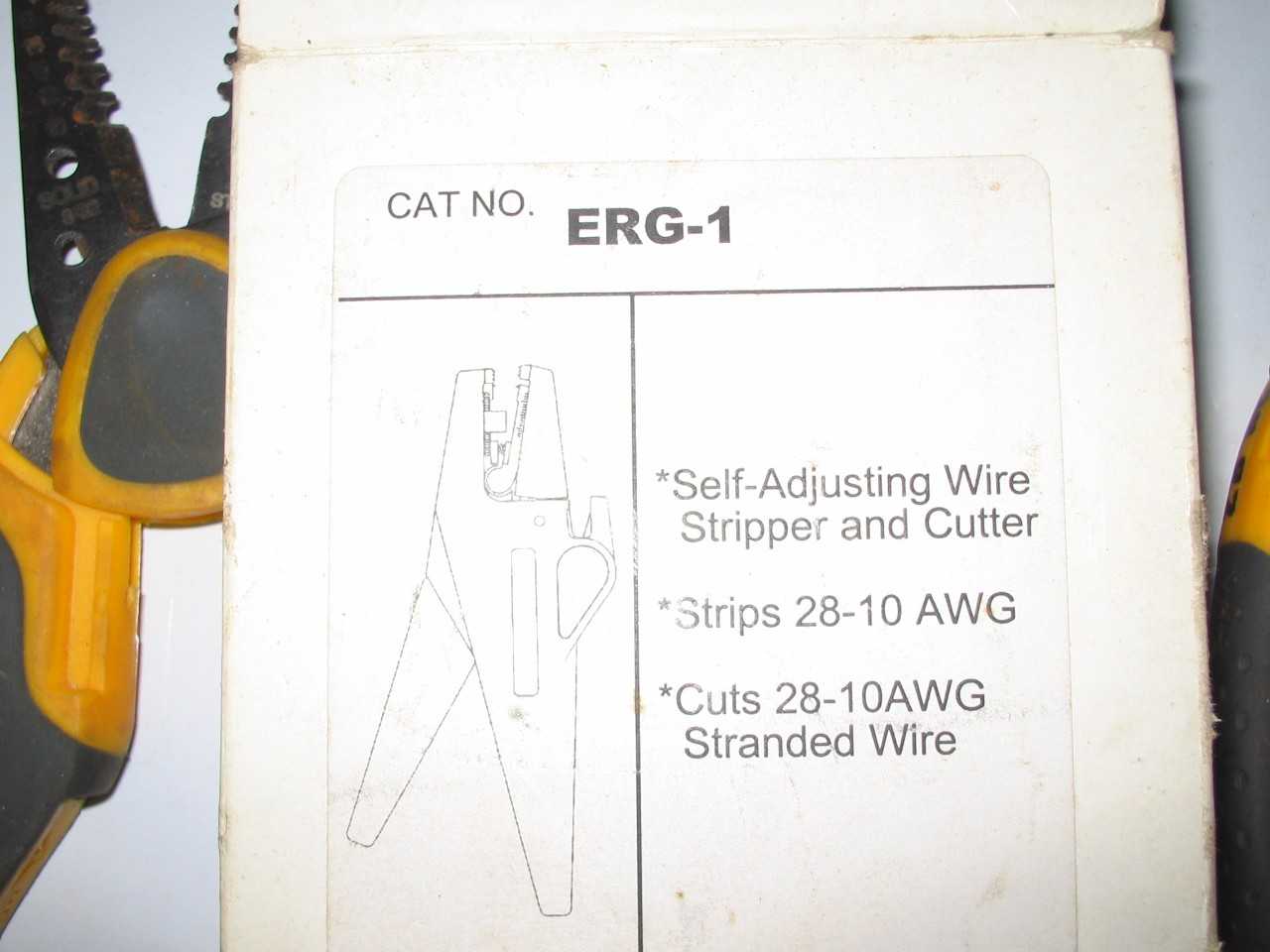 LOST OF ASSORTED HAND HELD CABLE STRIPPERS - HAND TOOLS