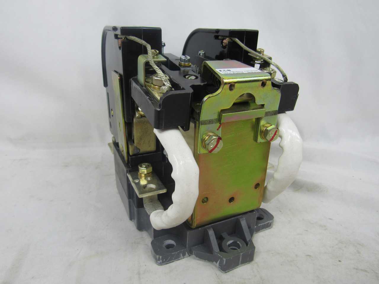 Lot of 1x 2184YED3-2 Nuclear Contactor - CONTACTORS