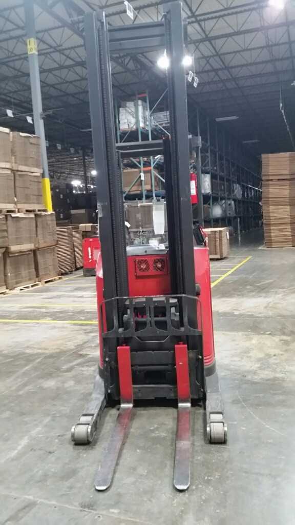 2011 Raymond 740-R-45TT reach truck Fenton MO - REACH TRUCKS