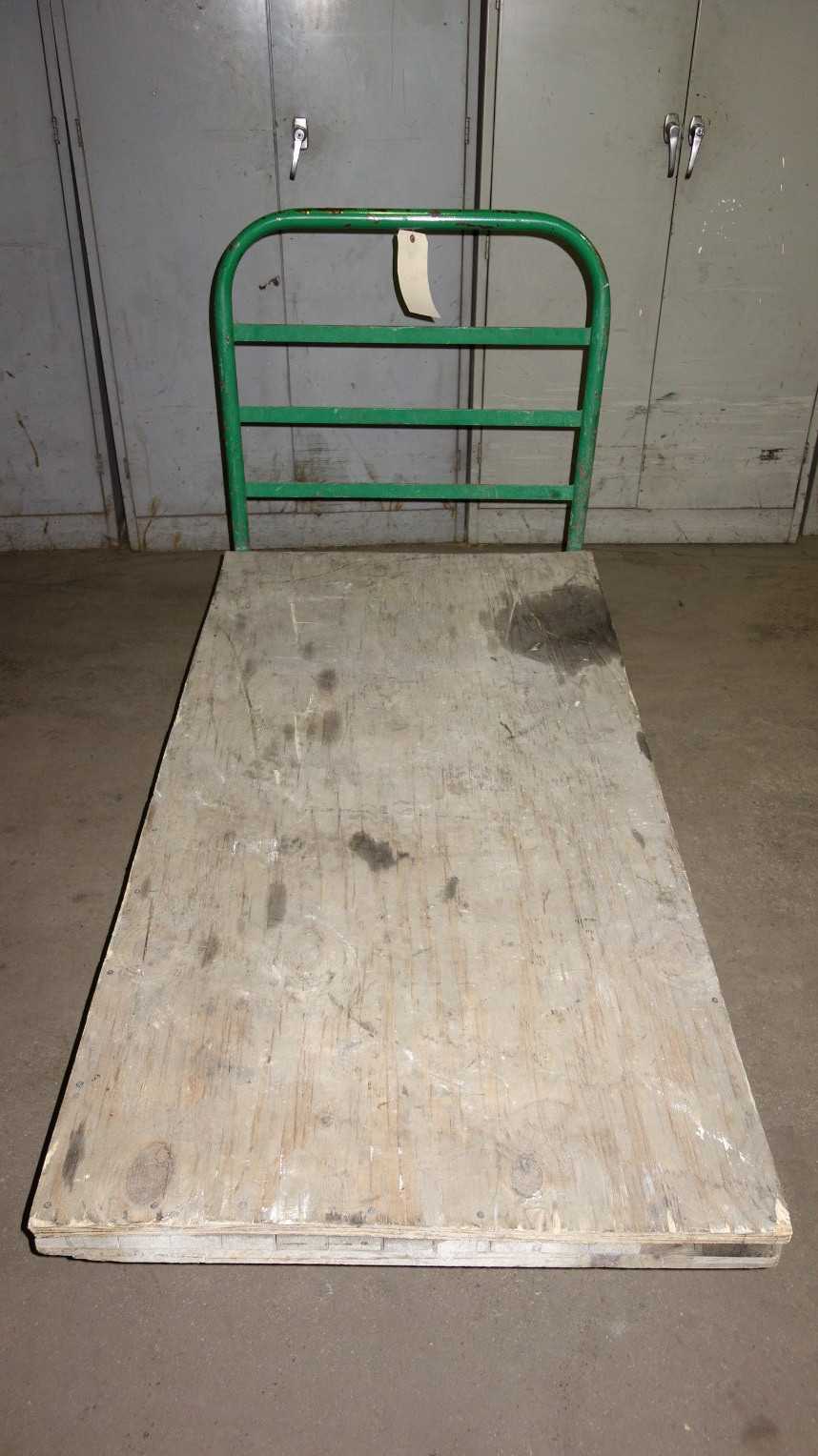 MOBILE ROLLER CART - ROLLING CARTS