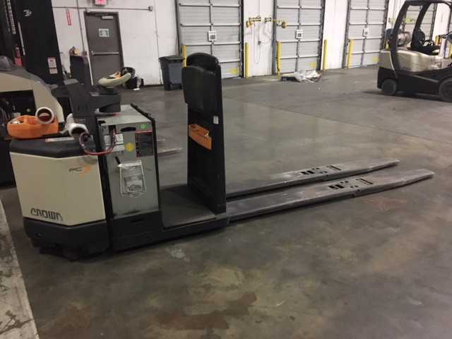 2012 CROWN PC4500-80 CENTER RIDER PALLET JACK, SUWANEE, GA - MATERIAL HANDLING