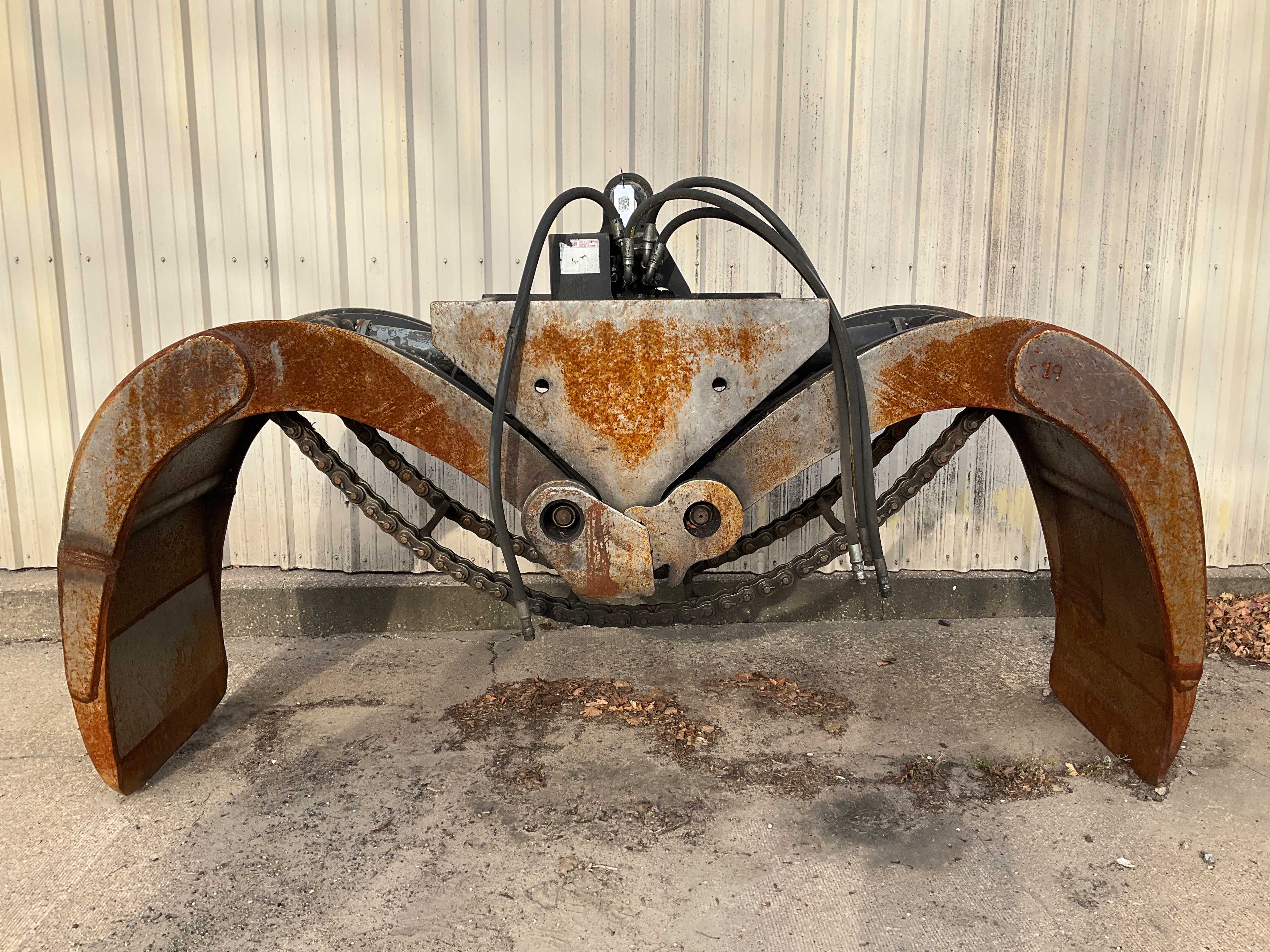 ROTOBEC GRAPPLE - CONSTRUCTION EQUIPMENT ATTACHMENTS