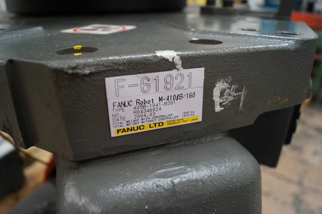 Fanuc M-410iB/160 Robotics Palletizer w/ R-J3iB Control - INDUSTRIAL ROBOTS