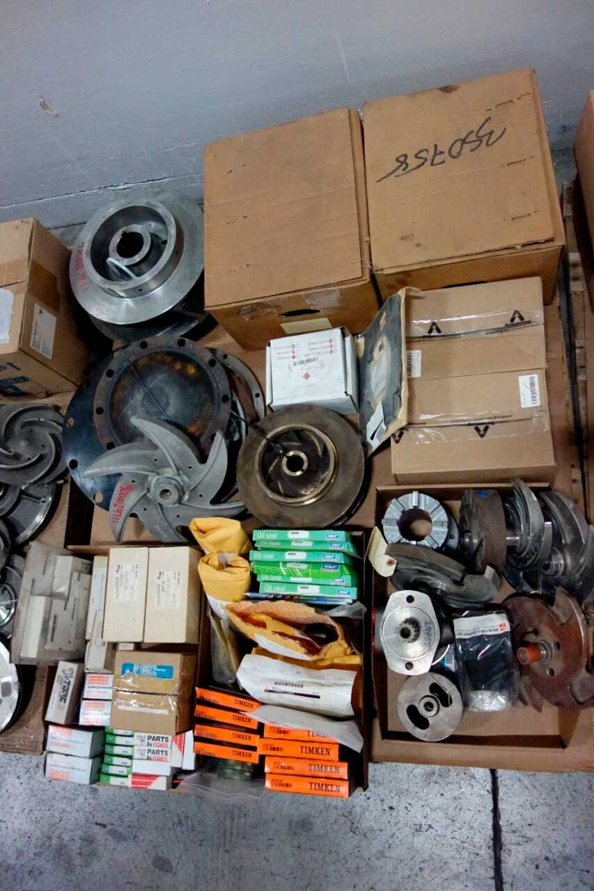 3 PALLETS OF ASSORTED PUMP PARTS AND ACCESSORIES - PUMPS