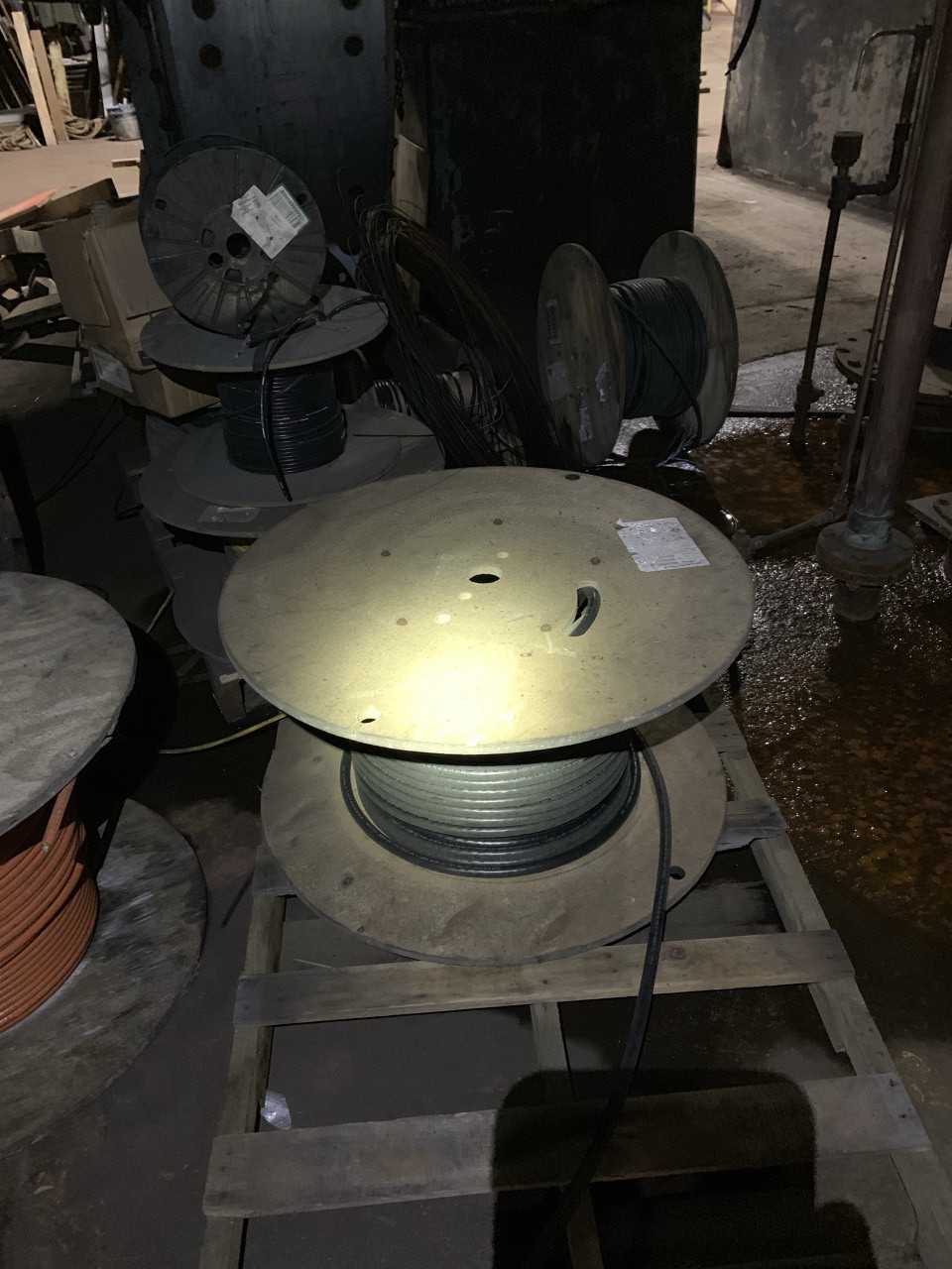 LOT OF ASSORTED SPOOLS OF WIRE, CABLE - MISCELLANEOUS LOT OF ASSORTED SPOOLS OF WIRE, CABLE - MISCELLANEOUS