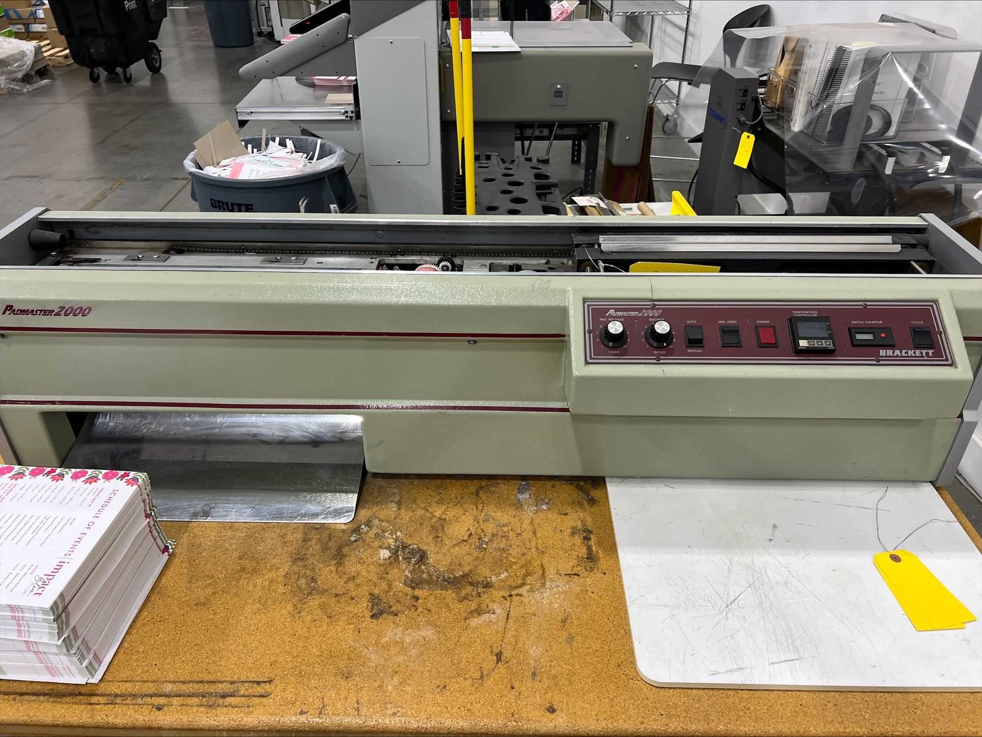 2011 BRACKETT PADMASTER 2000 TABLETOP PADDER