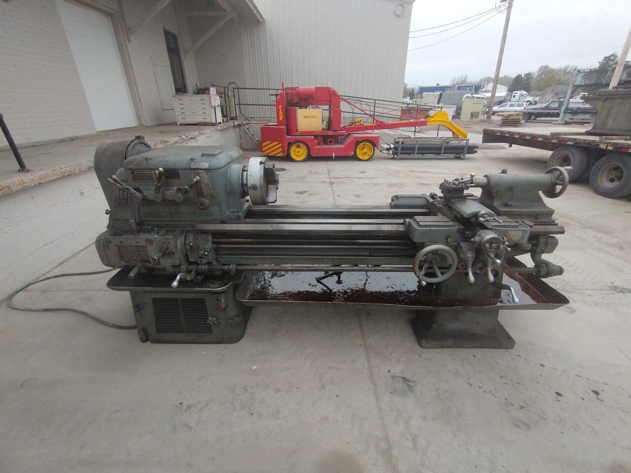 Lodge & Shipley 16" lathe - CNC LATHES