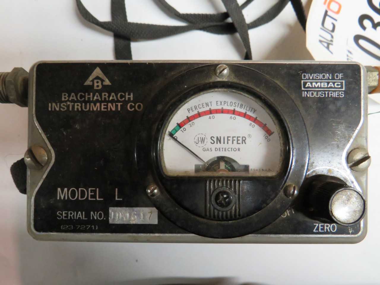 BACHARACH INSTRUMENT CO. MODEL L SNIFFER - ELECTRIC POWER TOOLS