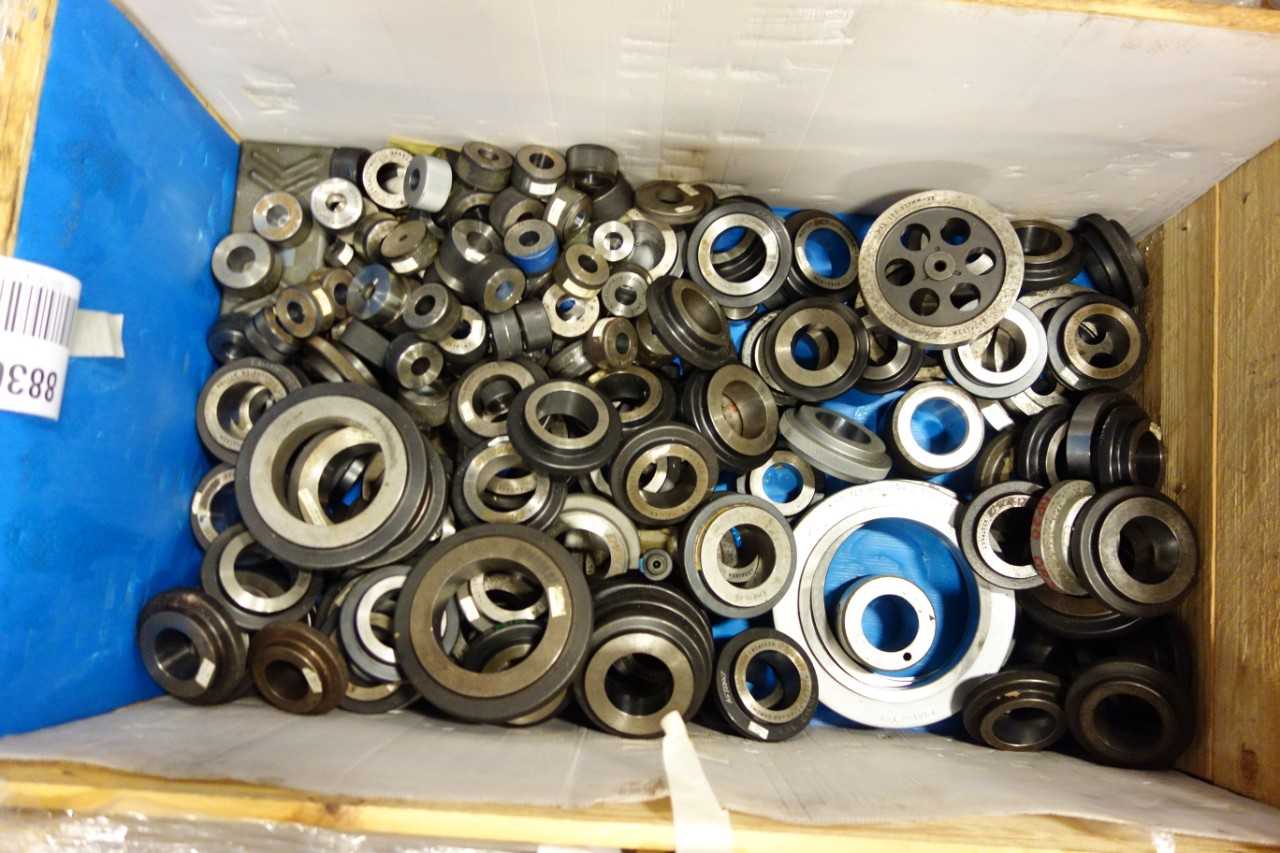 LOT OF ASSORTED WESTPOINT GAGES AND MISCELLANEOUS GAUGES - ELECTRIC POWER TOOLS