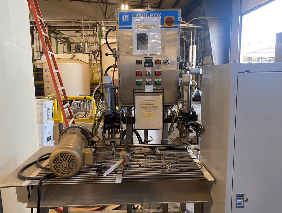 Liqui-box 2-headed filler - PACKAGING