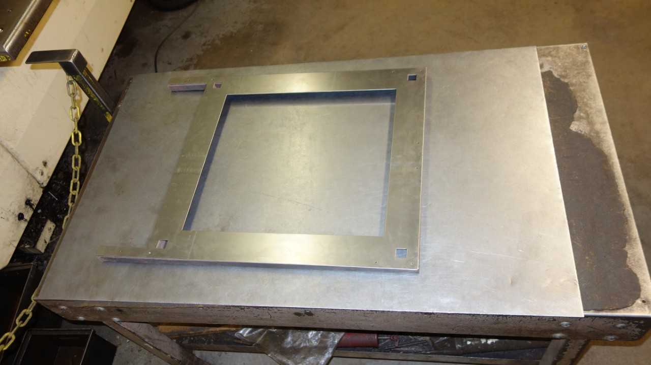 PROFESSIONAL STEEL WORK TABLE - PLANT & FACILITY
