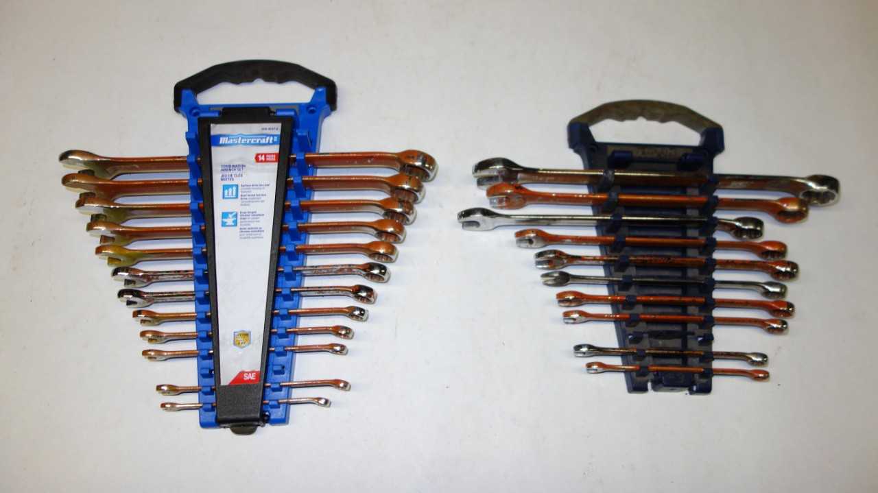 LOT OF 2 ASSORTED MASTERCRAFT COMBINATION WRENCH SETS - HAND TOOLS