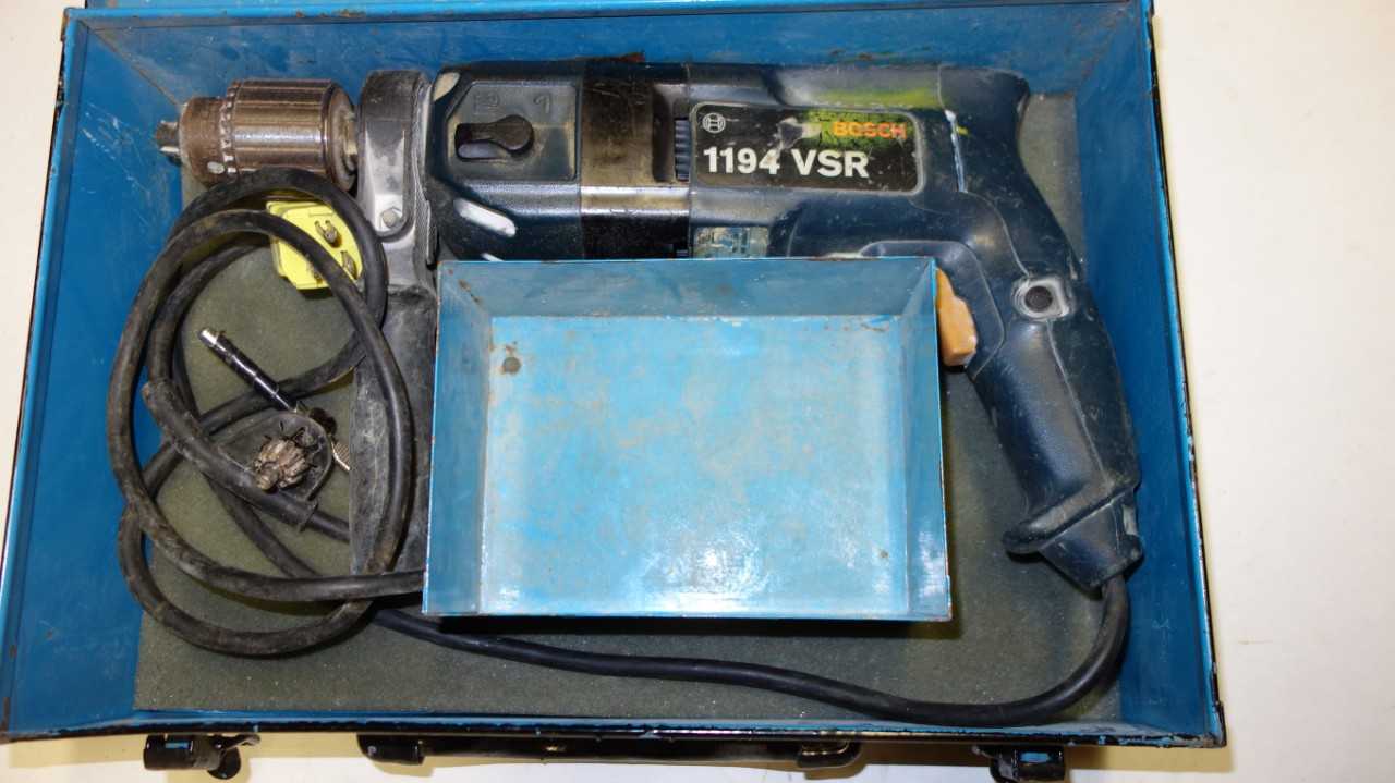 BOSCH 1194 VSR 1/2 - 3/4 IN 115V-AC CORDED HAMMER DRILL - ELECTRIC POWER TOOLS