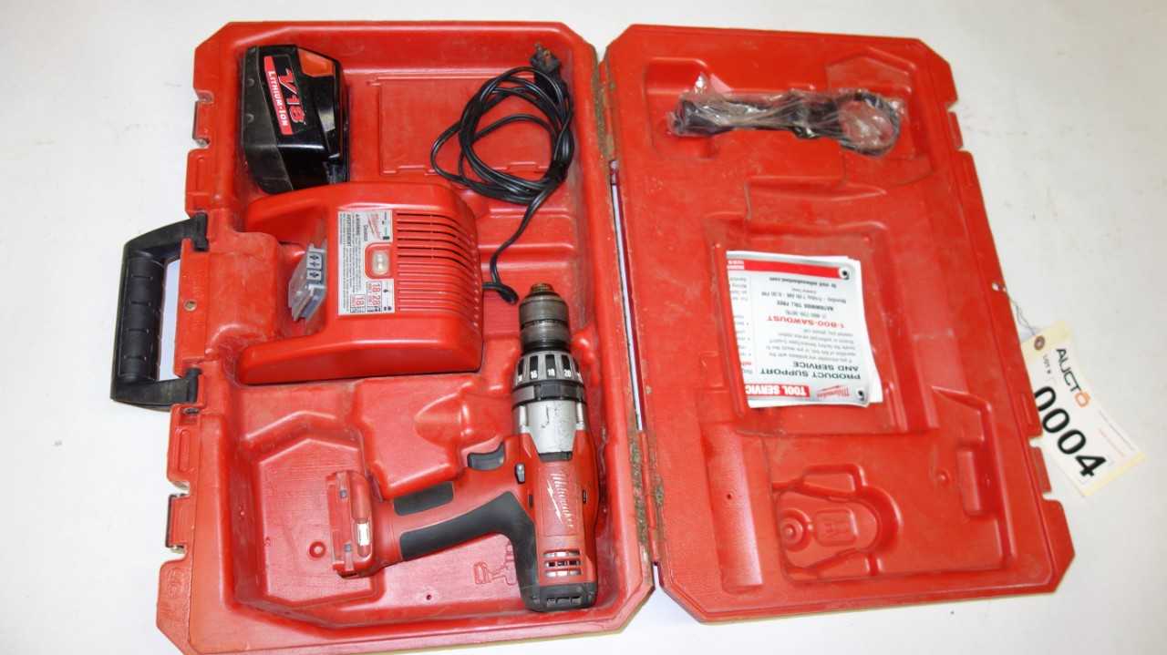 MILWAUKEE 0824-20 V18 CORDLESS HAMMER DRILL W/ CHARGER - ELECTRIC POWER TOOLS