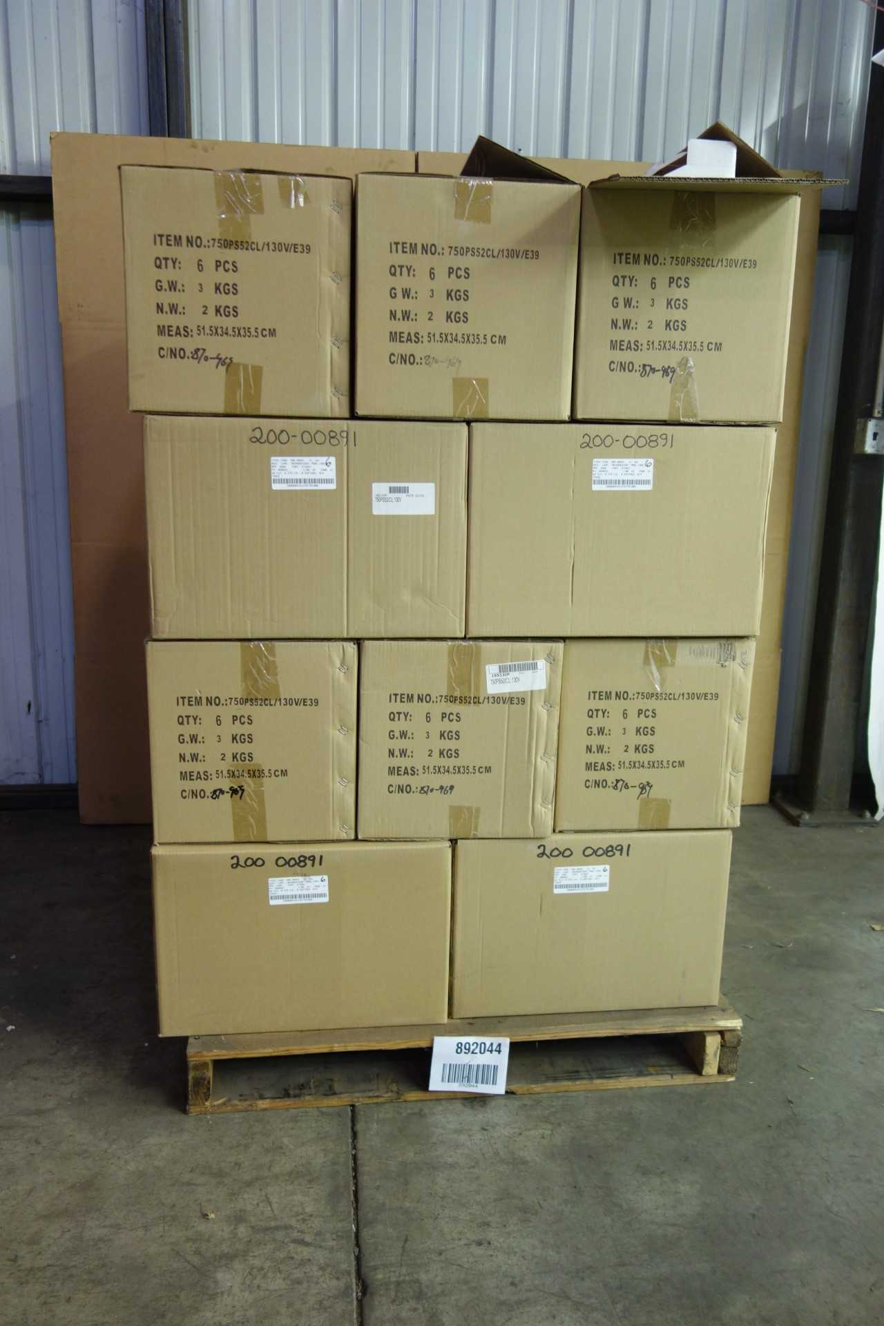 PALLET OF INDUSTRIAL PERFORMANCE 750 W, 130V INCANDESCENT LIGHT BULBS - LIGHTING