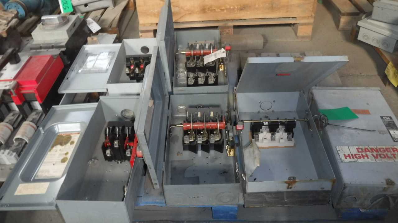 Lot of Six 100 Amp Safety Switches - SAFETY EQUIPMENT