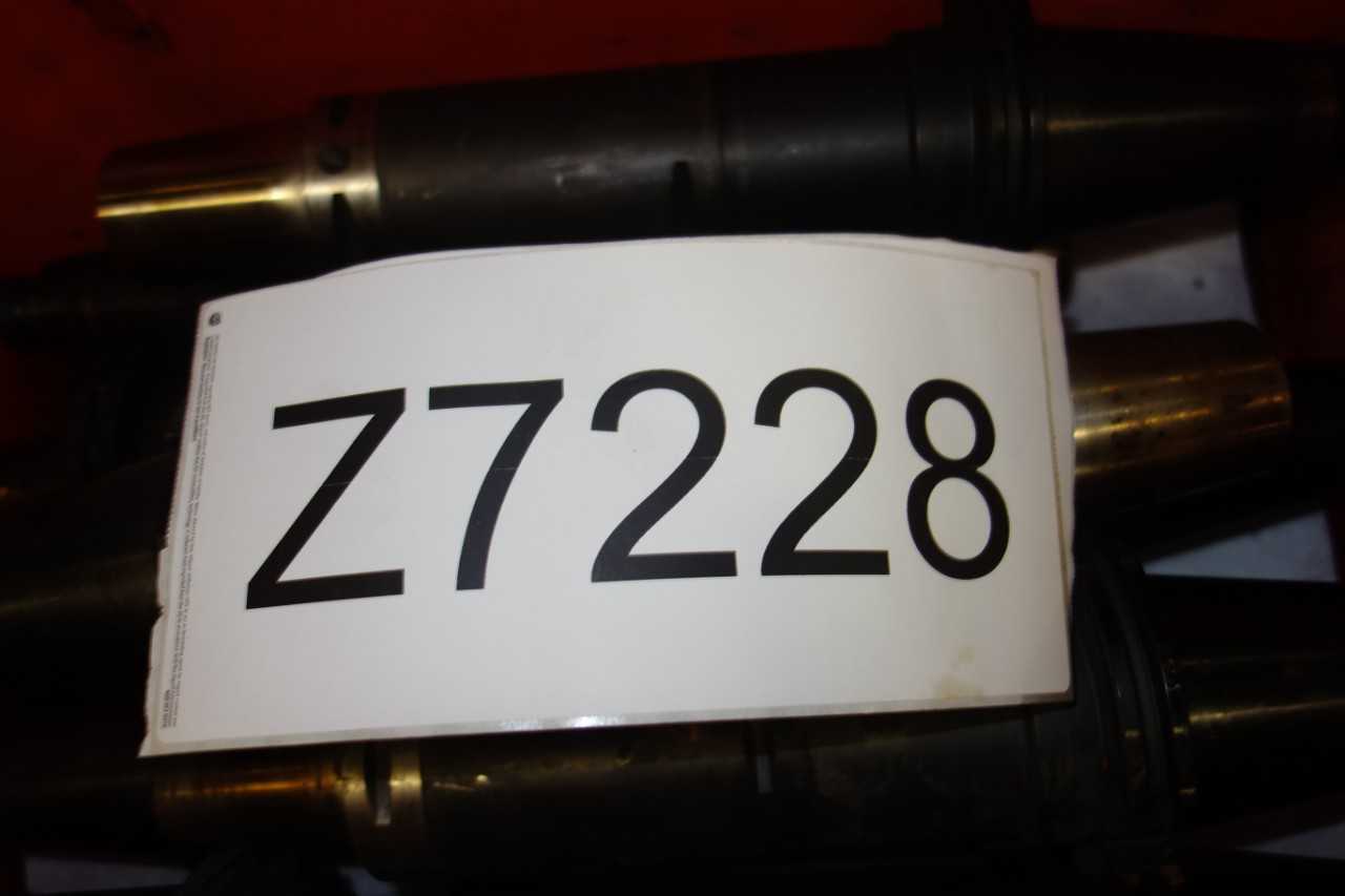 CAT 50 TOOL HOLDERS WITH ATTACHMENTS - MACHINING ACCESSORIES & TOOLING