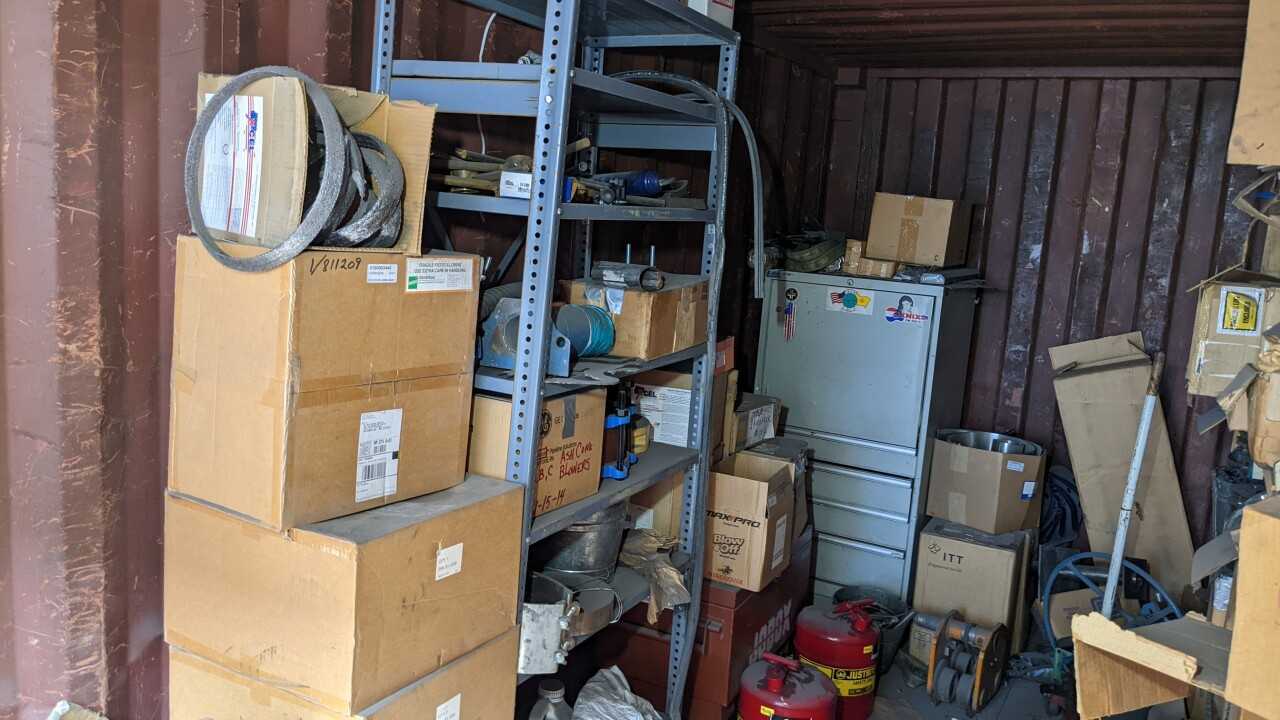 CONTENTS OF CONTAINER - INDUSTRIAL PARTS