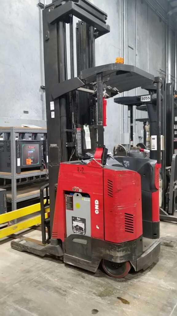 2011 Raymond 740-R-45TT reach truck Fenton MO - REACH TRUCKS