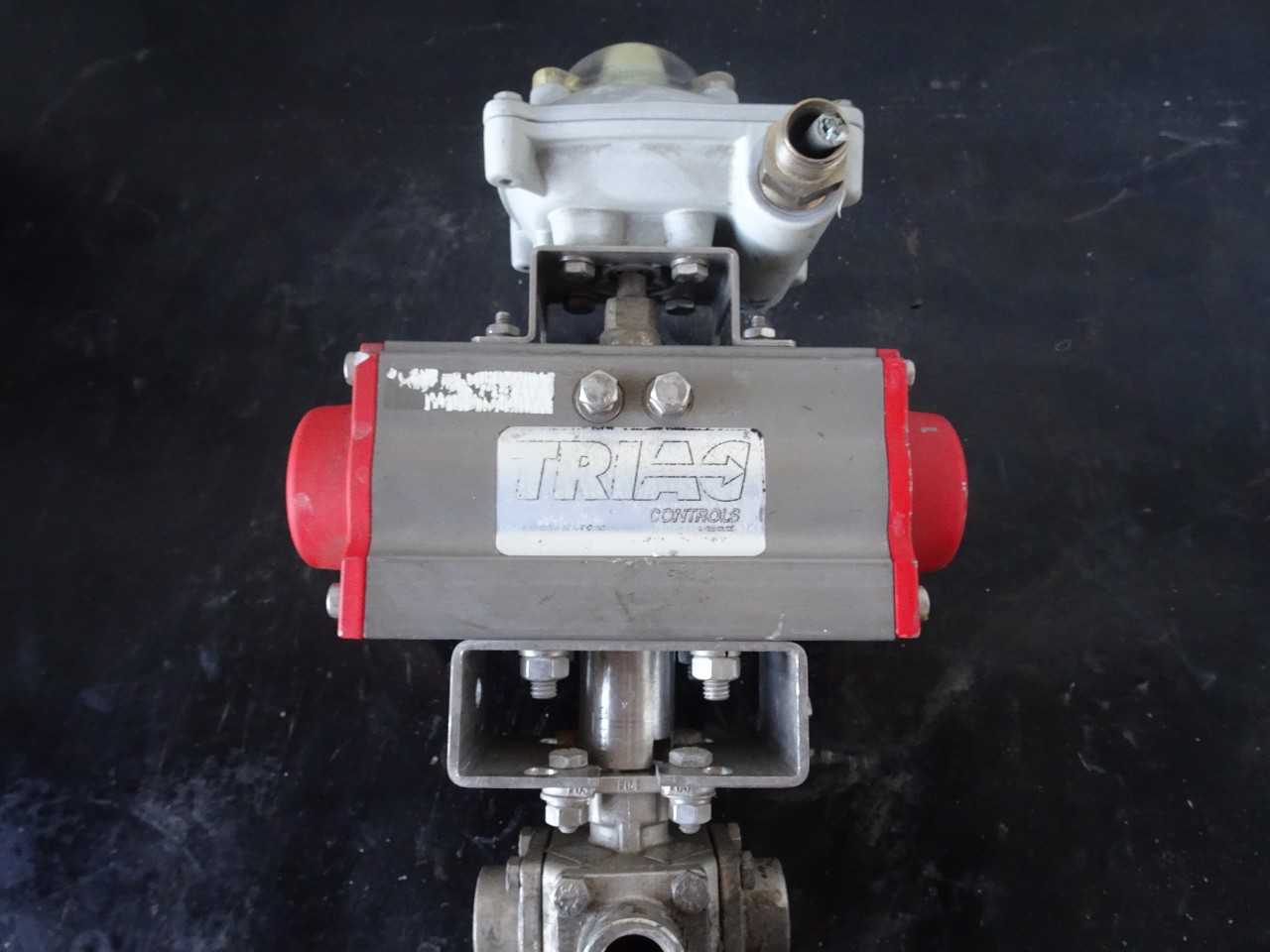 TRIAC 3 way STAINLESS CONTROL VALVE W/ actuator - CONTROL VALVE