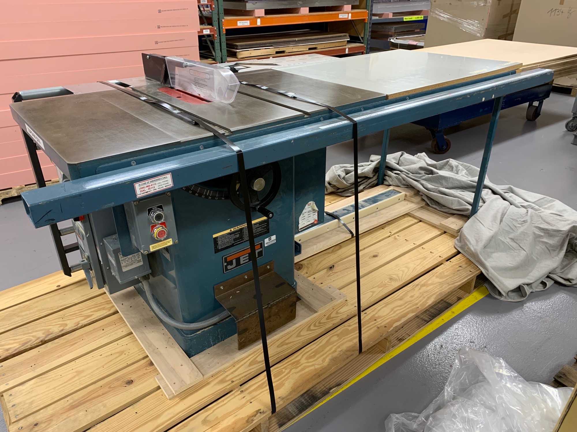 Jet JTAS-10-3 10" Jet Table Saw - METAL SAWS