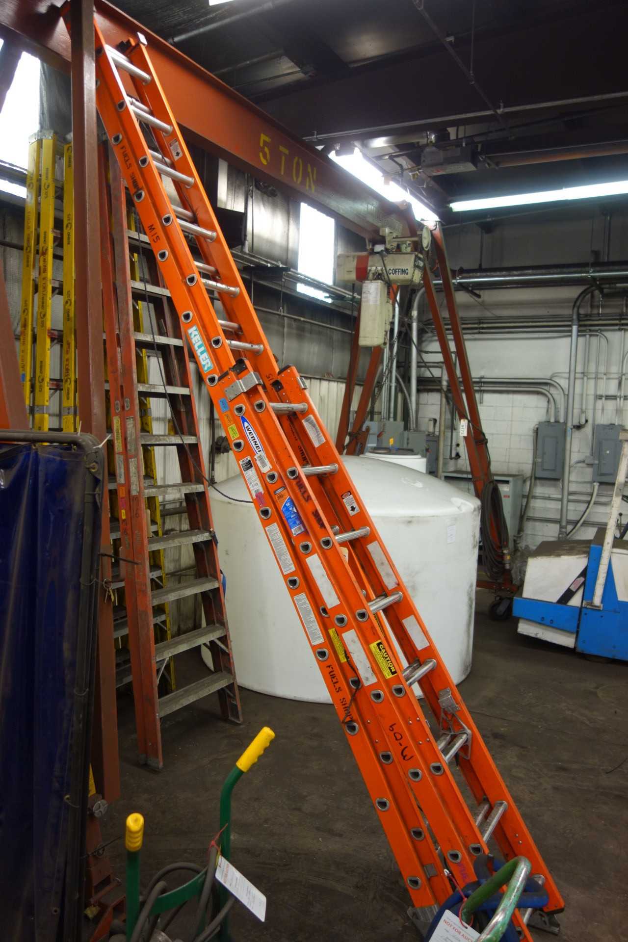 LOT OF 2 300LBS EXTENSION LADDERS, 16FT & 28FT - PLANT & FACILITY