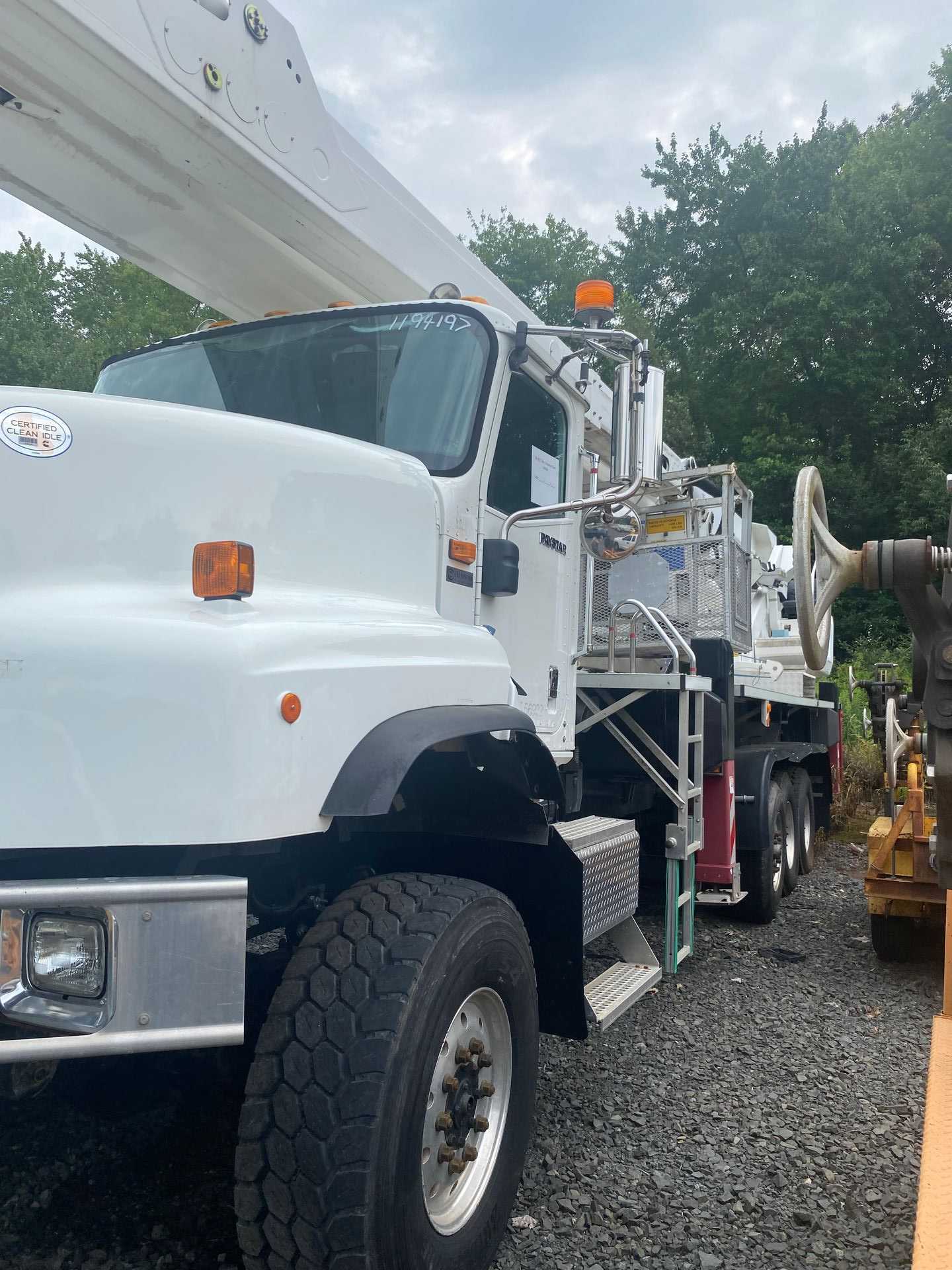 2009 International 5600I Aerial Platform 8x6 Bronto Skylift - HYDRO EXCAVATOR TRUCKS
