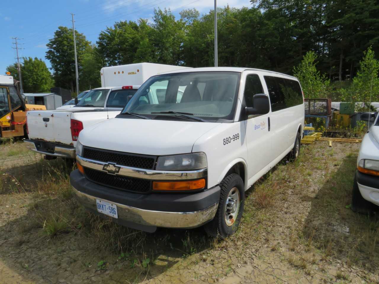 2010 CHEV EXPRESS VAN - HYDRO EXCAVATOR TRUCKS