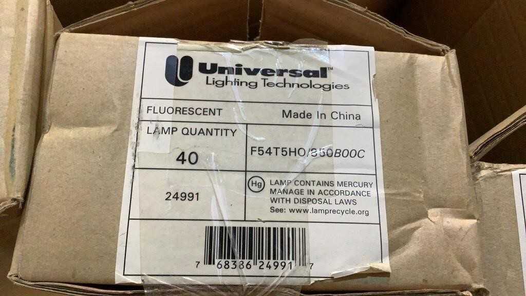 (Approx 800) ULT Assorted Fluorescent Light Bulbs - LIGHTING