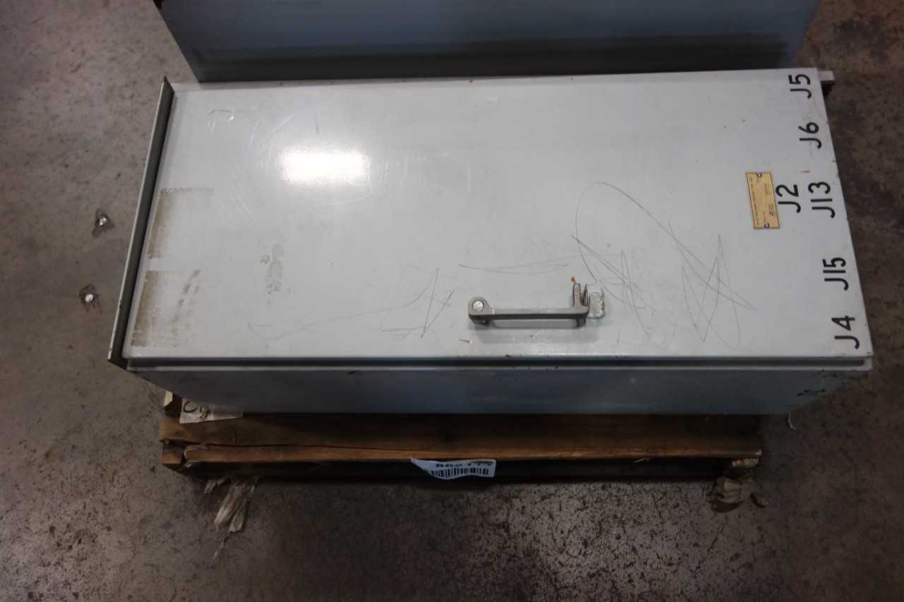 LOT OF RECLOSER CONTROLS - AUTOMATION & CONTROLS