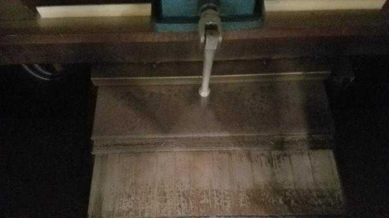 Excel 30" x 16" CNC Vertical Machining Center - CNC MACHINING CENTERS