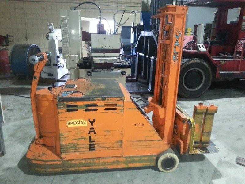 YALE WORKSAVER WALK-BEHIND LIFT - ELECTRIC PALLET JACKS