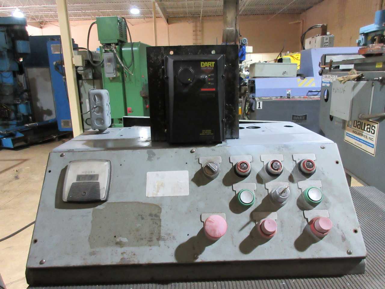 EVERITE VERTICAL GRINDER - GRINDING MACHINES