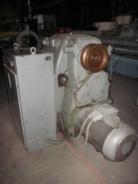 TOS GEARED-HEAD PRECISION HEAVY DUTY ENGINE LATHE - LATHES