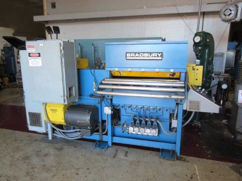 BRADBURY 11 ROLL AUTO-CORRCETIVE HYDRAULIC LEVELER - MACHINING ACCESSORIES & TOOLING BRADBURY 11 ROLL AUTO-CORRCETIVE HYDRAULIC LEVELER - MACHINING ACCESSORIES & TOOLING
