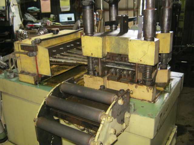 LEVELER / STRAIGHTENER 9 OVER 10 - MACHINING ACCESSORIES & TOOLING