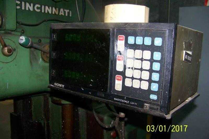 CINCINNATI # 3 VERTICAL MILL - MILLING MACHINES