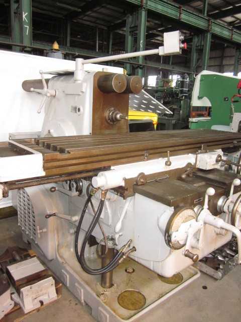 KEARNEY & TRECKER HORIZONTAL MILL - MILLING MACHINES